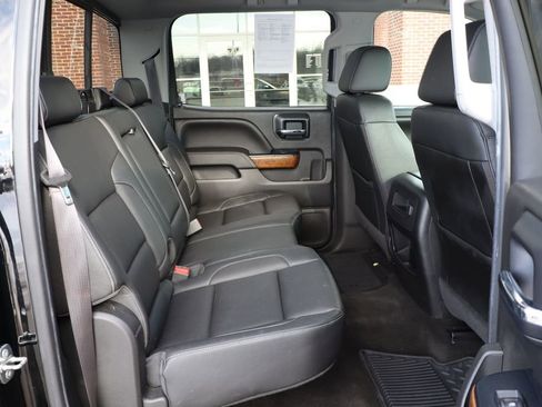 Used 2017 Chevrolet Silverado 1500 LTZ Z71 w/ LTZ Plus Package image 43