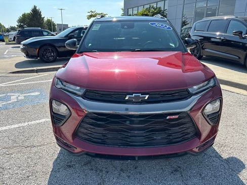 Used 2022 Chevrolet TrailBlazer RS w/ Sun and Liftgate Package AWD/4WD image 3