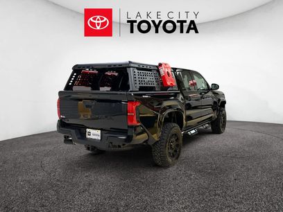 New 2025 Toyota Tacoma SR5