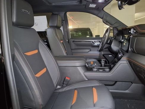 New 2026 GMC Sierra 1500 AT4 w/ AT4 Premium Package AWD/4WD image 6
