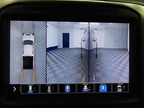 Used 2023 GMC Sierra 2500 Denali w/ Denali Black Diamond Edition image 20