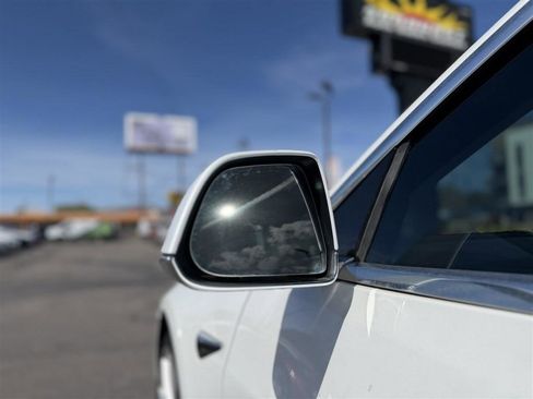 Used 2019 Tesla Model 3 Long Range image 15