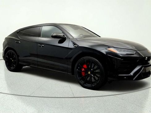 Used 2019 Lamborghini Urus AWD/4WD image 3