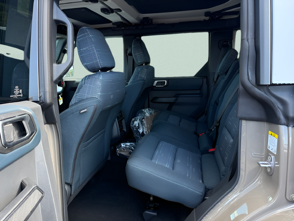 New 2026 Ford Bronco Heritage Edition AWD/4WD image 5