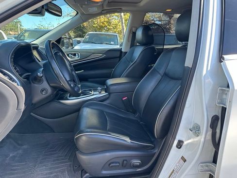 Used 2019 INFINITI QX60 Luxe w/ Essential Package AWD/4WD image 11