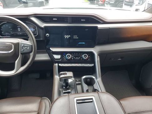 Used 2022 GMC Sierra 1500 Denali AWD/4WD image 14