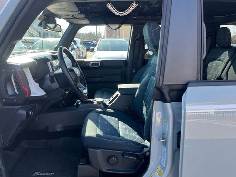Used 2024 Ford Bronco Heritage Edition image 30