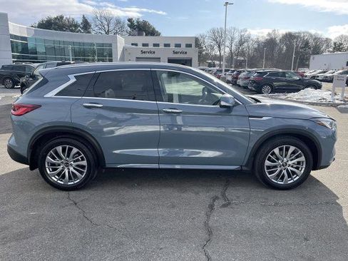 Certified 2025 INFINITI QX50 Luxe image 2