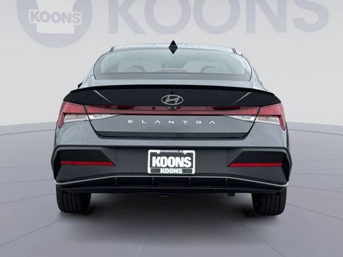 New 2026 Hyundai Elantra Sport FWD image 5