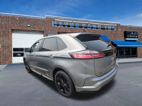 New 2024 Ford Edge SE w/ Black Appearance Package image 11