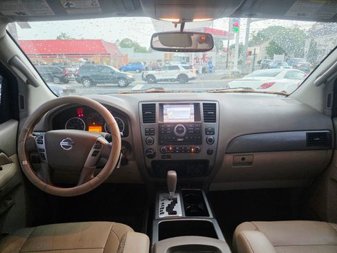 Used 2013 Nissan Armada SV AWD/4WD image 19
