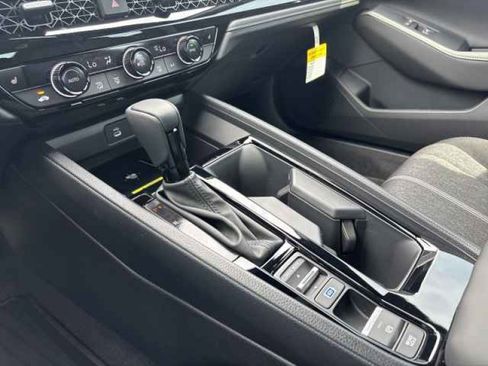 Used 2025 Honda Accord Sport image 12