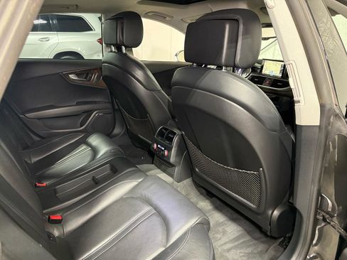 Used 2013 Audi S7 Prestige w/ Innovation Pkg image 26