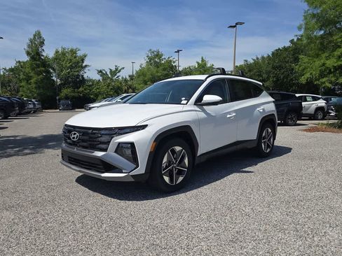 New 2026 Hyundai Tucson SEL FWD image 2
