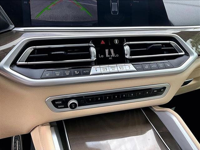 Used 2022 BMW X6 xDrive40i w/ M Sport Package AWD/4WD image 23