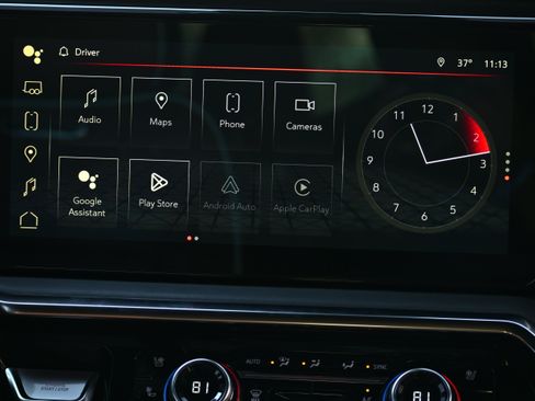 Used 2024 GMC Sierra 3500 Denali Ultimate image 20