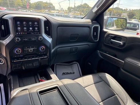 Used 2022 Chevrolet Silverado 1500 LTZ w/ LTZ Premium Package image 25
