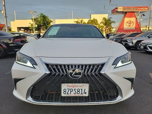 Used 2022 Lexus ES 350 w/ Premium Package image 3