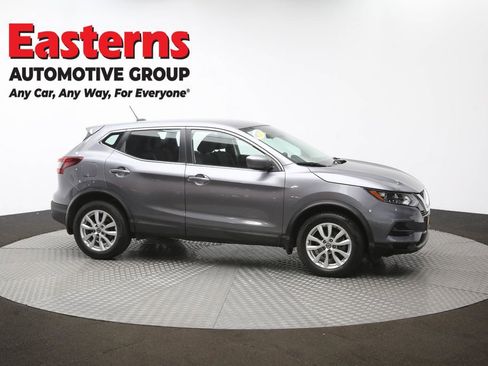 Used 2021 Nissan Rogue Sport S image 45