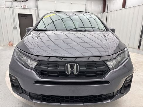 New 2026 Honda Odyssey EX-L image 2