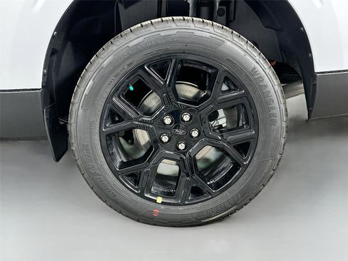 New 2026 Ford Maverick XLT w/ Equipment Group 301A image 29