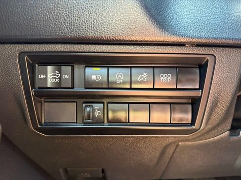 Used 2023 Toyota Tundra SR5 AWD/4WD image 40