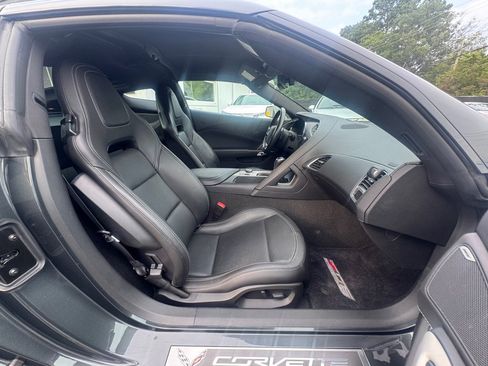 Used 2019 Chevrolet Corvette Z06 RWD image 12