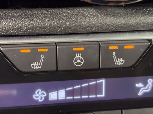 Used 2023 Nissan Sentra SV w/ All-Weather Package FWD image 22