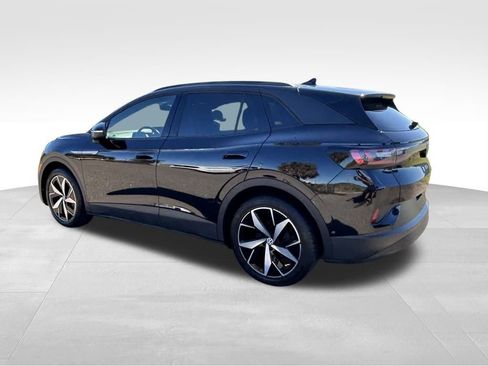 Used 2023 Volkswagen ID.4 Pro S image 3