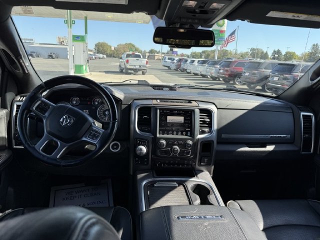 Used 2017 RAM 1500 Limited AWD/4WD image 19