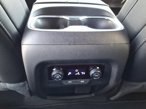 New 2026 Chevrolet Traverse LT w/ Sun and Wheel Package image 14