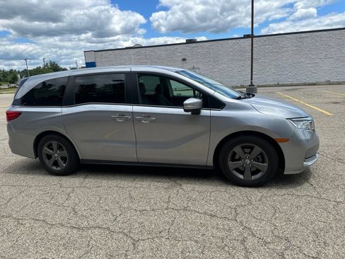 Used 2021 Honda Odyssey EX image 18