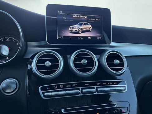 Used 2018 Mercedes-Benz GLC 300 GLC 300 image 42