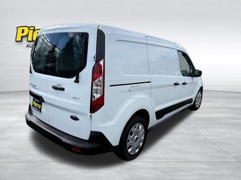 Used 2023 Ford Transit Connect XLT image 6