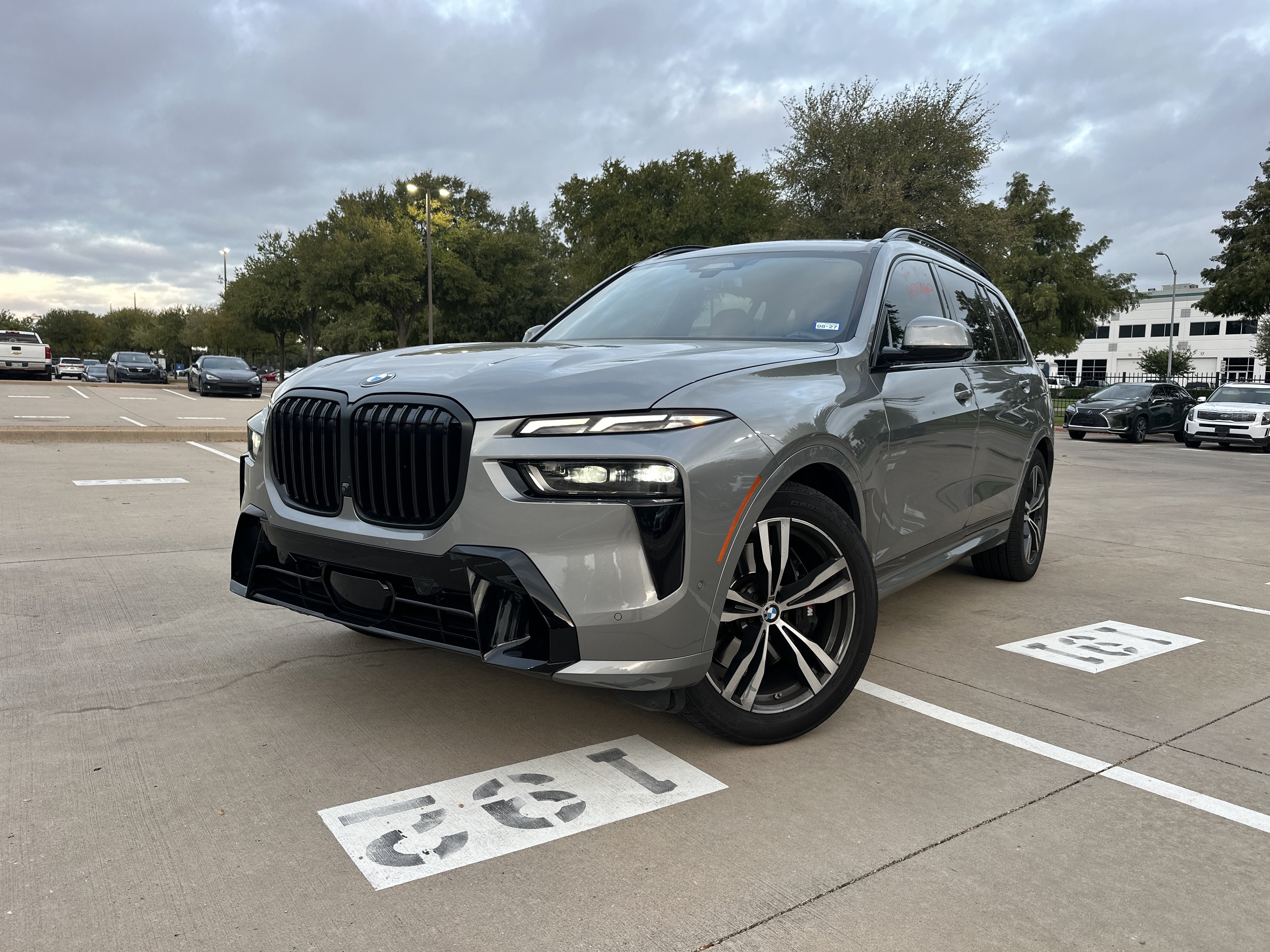 Used 2024 BMW X7 xDrive40i w/ Executive Package AWD/4WD image 1