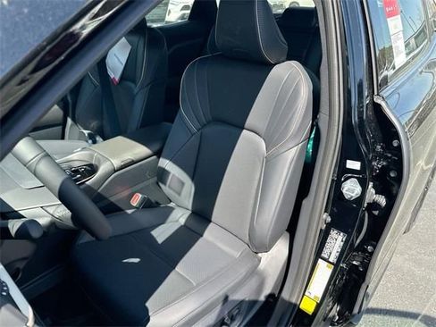 Certified 2025 Toyota Crown Nightshade image 12