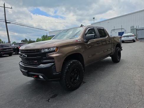 Used 2019 Chevrolet Silverado 1500 LT Trail Boss AWD/4WD image 7