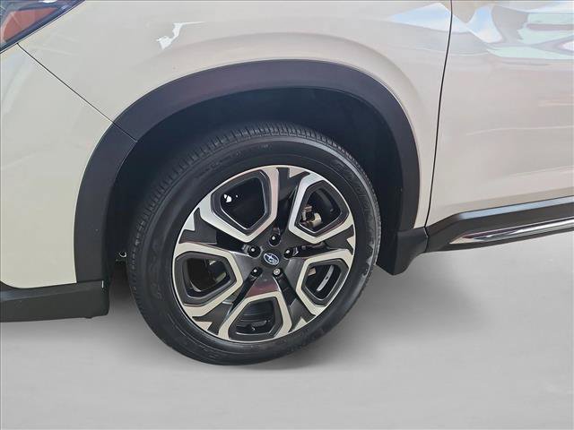 Used 2024 Subaru Ascent Touring AWD/4WD image 27