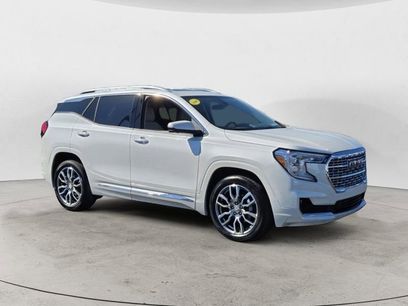 Used 2024 GMC Terrain Denali w/ Denali Premium Package