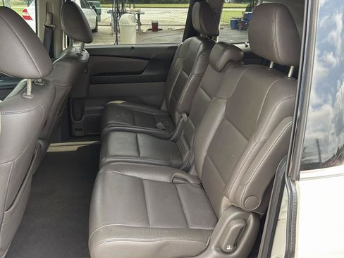 Used 2012 Honda Odyssey Touring image 5
