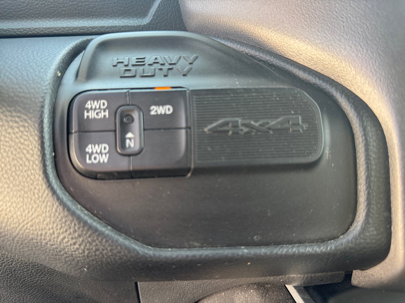 Used 2020 RAM 2500 Big Horn w/ Night Edition AWD/4WD image 31