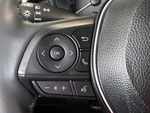 Certified 2025 Toyota Corolla SE FWD image 22