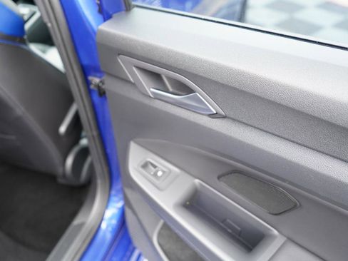 Used 2022 Volkswagen Golf R image 57