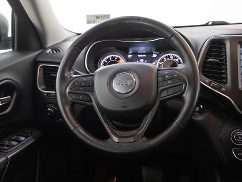 Used 2021 Jeep Cherokee Trailhawk AWD/4WD image 16