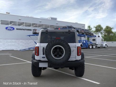 New 2026 Ford Bronco Badlands image 5