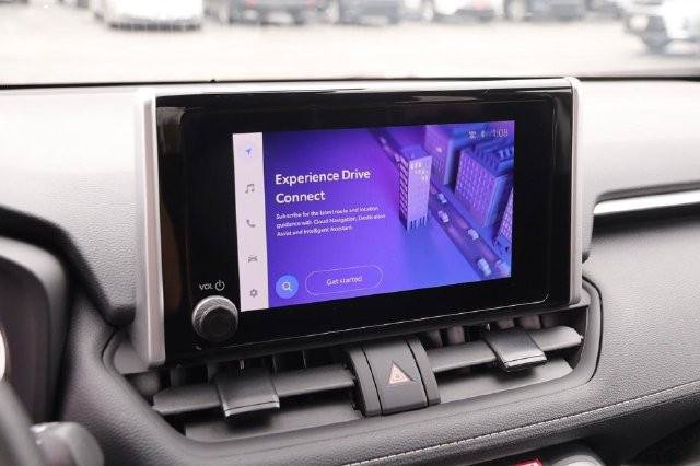 Certified 2024 Toyota RAV4 XLE AWD/4WD image 15