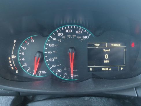 Used 2022 Chevrolet Trax LT w/ Midnight Edition image 22