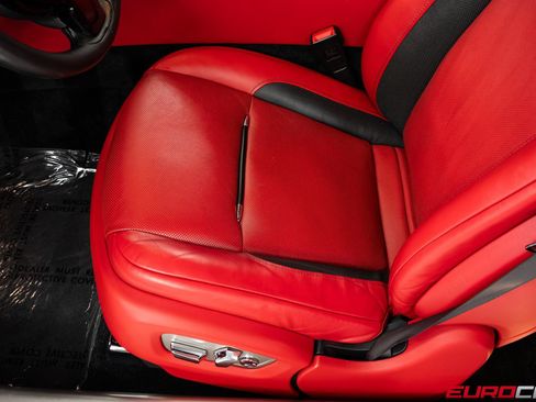 Used 2019 Rolls-Royce Wraith RWD image 41