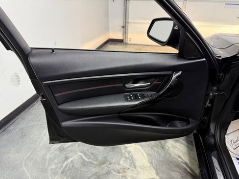 Used 2013 BMW 335i xDrive Sedan image 10