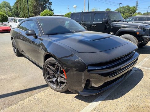 Used 2026 Dodge Charger Scat Pack AWD/4WD image 2